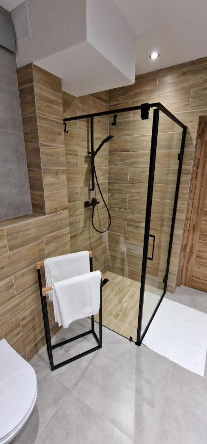 Apartament Lesny โนวือตาร์ก ภายนอก รูปภาพ